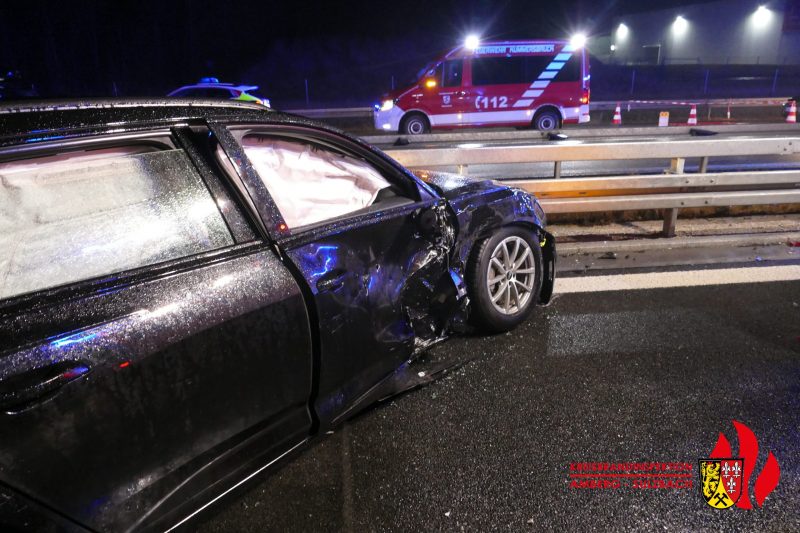 Mehrere Glatteisunfälle fordern Einsatzkräfte auf der A6