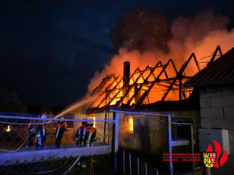 Read more about the article B 3 PERSON | Dachstuhl (Person in Gefahr)